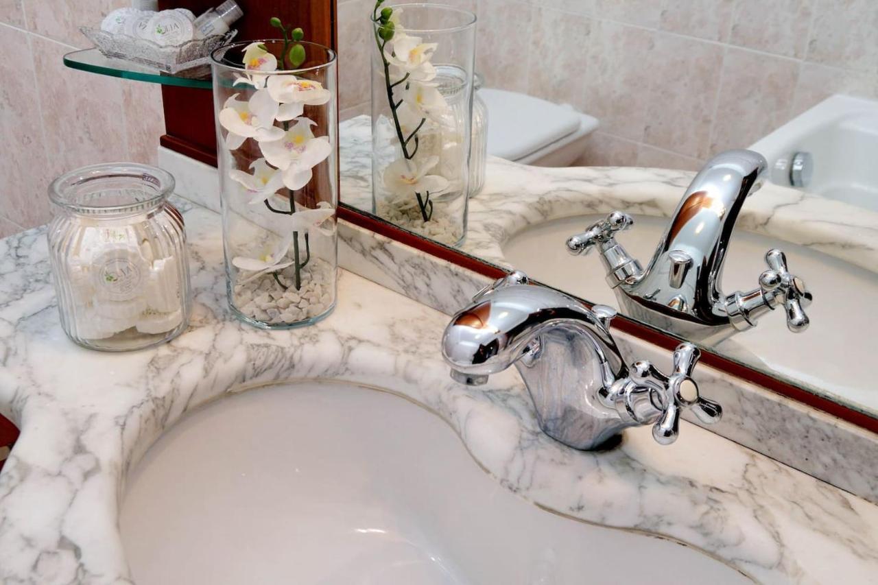 Colosseo Sunset Apartment Roma Ngoại thất bức ảnh